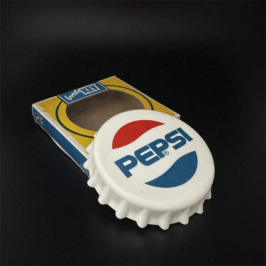 Легендарная коллекционная открывашка ”Pepsi” в оригинальной упаковке, США 1980 гг 002062