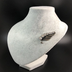 Брошь «Мерцание», ЧССР, 1980-е гг. 001096