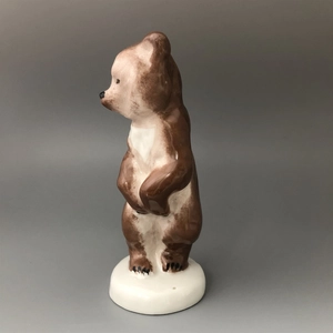 Статуэтка «Медведь», фарфор, Вербилки, СССР, 1950-е гг. 001349
