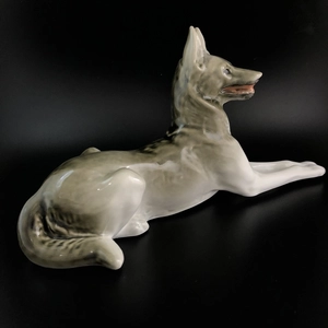 Статуэтка «Овчарка», ЛФЗ, фарфор, СССР, 1950-е гг. 001421