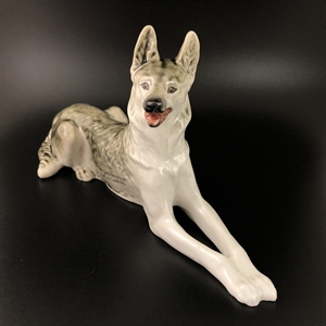 Статуэтка «Овчарка», ЛФЗ, фарфор, СССР, 1950-е гг. 001592 - фото 13634 Статуэтка «Овчарка», ЛФЗ, фарфор, СССР, 1950-е гг. 001592 - фото 13634