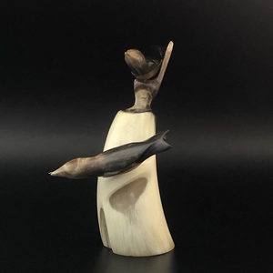 Статуэтка «Птички», рог, СССР, 1960-1970-е гг. 000946