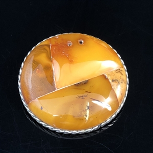 Брошь из природного балтийского янтаря «Мозаика» , 1970-е гг. 000929 - фото 1428