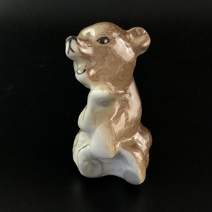 Статуэтка «Ревущий медвежонок», ЛФЗ, фарфор, СССР, 1950-е гг. 001150 - фото 14363 Статуэтка «Ревущий медвежонок», ЛФЗ, фарфор, СССР, 1950-е гг. 001150 - фото 14363