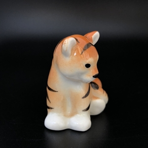 Статуэтка «Тигренок», фарфор, ЛФЗ, СССР, 1980-е гг. 001270 - фото 14681