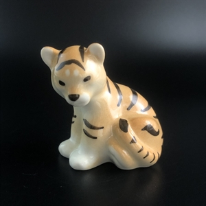 Статуэтка «Тигренок», фарфор, ЛФЗ, СССР, 1980-е гг. 001744 - фото 14697