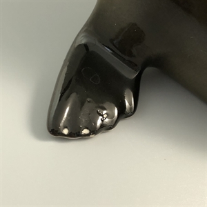 Статуэтка «Тюлень», ЛФЗ, фарфор, СССР, 1970-е гг. 001139 - фото 14743 Статуэтка «Тюлень», ЛФЗ, фарфор, СССР, 1970-е гг. 001139 - фото 14743