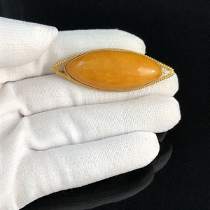 Брошь из цельного природного янтаря, СССР, 1965 год. 001679 - фото 1497