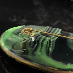 Чешская брошь «Малахит» из глушёного стекла, 1970-е гг. 001501 - фото 16424