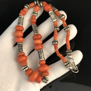 Бусы из антикварного натурального природного коралла, первая половина ХХ века. 001878 - фото 1681 Бусы из антикварного натурального природного коралла, первая половина ХХ века. 001878 - фото 1681