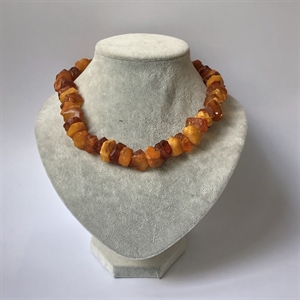 Бусы из цельных кусков балтийского натурального янтаря, СССР, 1960-е гг. 001316 - фото 1844