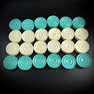 Шашки (бирюзовые и белые), карболит, СССР, 1980-е гг. 001782 - фото 18850