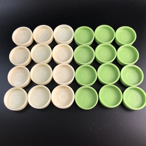 Шашки (зеленые и белые), карболит, СССР, 1980-е гг. 001783 - фото 18894