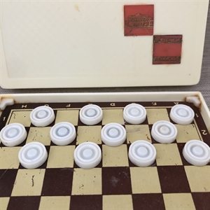 Шашки «Горки Ленинские», дорожный набор на магнитах, СССР, 1980-е гг. 001456 - фото 19027