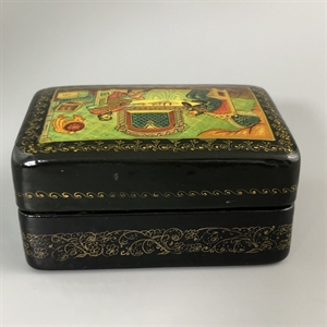 Шкатулка «Добрыня и хан Бахтияр Бахтиярович», Мстера, папье-маше, СССР, 1980-е гг. 001202 - фото 19432