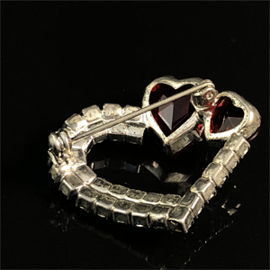 Чешская брошь «Сердечки», 1980-е гг. 001850 - фото 20806