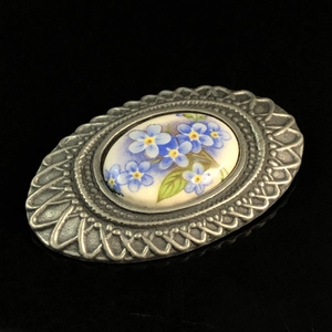 Винтажная брошь из пьютера, 1980-е гг. 001892