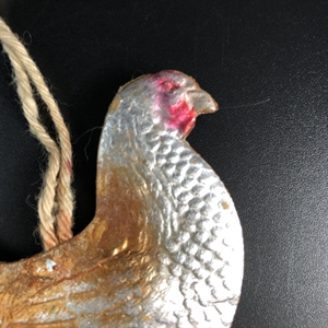 Советская ёлочная игрушка «Курочка», объёмный картонаж, СССР, 1950-е гг. 001900 - фото 21223