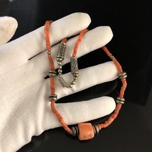 Чокер из антикварного природного рубленого коралла 001910 - фото 21514