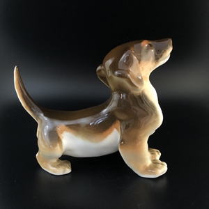 Статуэтка «Такса», ЛФЗ, фарфор, СССР, 1970-е гг. 001946 - фото 22091