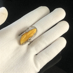 Винтажное кольцо с натуральным природным янтарем, СССР, 1980-е гг. 001958 - фото 22287