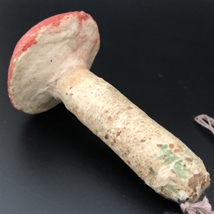 Советская ватная ёлочная игрушка «Гриб», СССР, конец 1940-х - начало 1950-х гг. 001977 - фото 22616