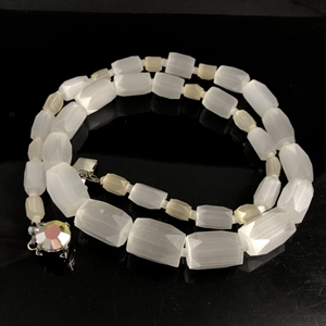 Чешские бусы из «сатинового» стекла, 47 см, 1950-е гг. 001982 - фото 22691