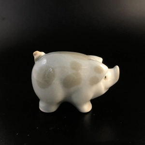Статуэтка «Свинка», фарфор, ЛФЗ, СССР, 1980-е гг. 002007