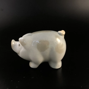 Статуэтка «Свинка», фарфор, ЛФЗ, СССР, 1980-е гг. 002007