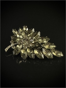 Чешская брошь «Лист», 1980-е гг. 002071