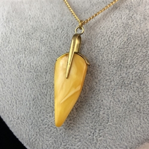 Кулон из природного балтийского янтаря «Зуб дракона», СССР, 1980-е гг. 001522 - фото 7393