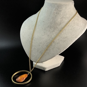 Кулон на цепочке «Солнце» из цельного природного янтаря, СССР, 1980-е гг. 001476 - фото 7491