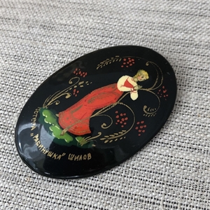 Лаковая брошь-миниатюра «Рябинушка», СССР, Мстера, 1980-90 гг. 001334 - фото 7709