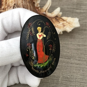 Лаковая брошь-миниатюра «Рябинушка», СССР, Мстёра, 1980-90 гг. 001340 - фото 7726