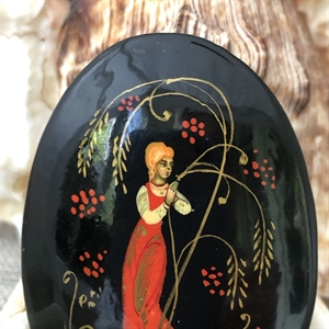 Лаковая брошь-миниатюра «Рябинушка», СССР, Мстёра, 1980-90 гг. 001345 - фото 7756