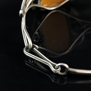 Мельхиоровый браслет с пейзажным природным янтарём, СССР, 1980-е гг. 001555 - фото 8047