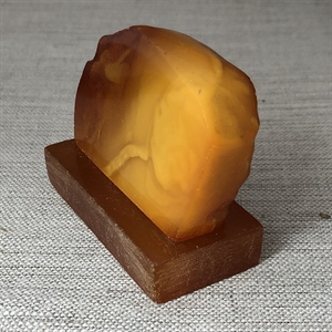 Настольная скульптура из балтийского янтаря, СССР 000011 - фото 8897