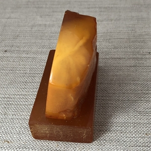 Настольная скульптура из балтийского янтаря, СССР 000011 - фото 8898