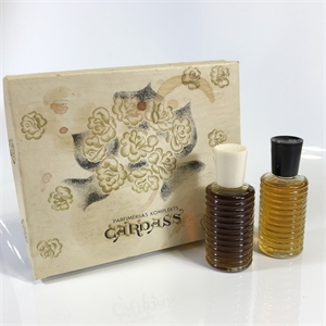 Парфюмерный набор (духи и одеколон) Dzintars (Дзинтарс)  Cardass («Чардаш»), 50 + 50 мл, СССР, 1979-й год 000669 - фото 9278