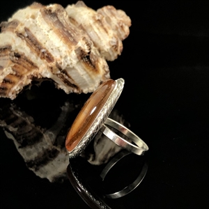 Перстень с янтарем (природный балтийский янтарь, мельхиор), СССР, 1970-1980-е гг. 000705 - фото 9324